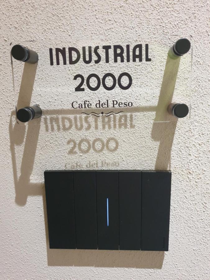 Cafe Del Peso Hotel Cavour ภายนอก รูปภาพ