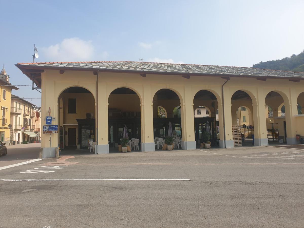 Cafe Del Peso Hotel Cavour ภายนอก รูปภาพ